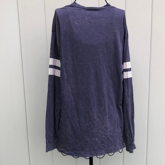 Pink Victoria’s Secret vintage shirt size small tie dye print classic look​​ - Picture 2 of 8